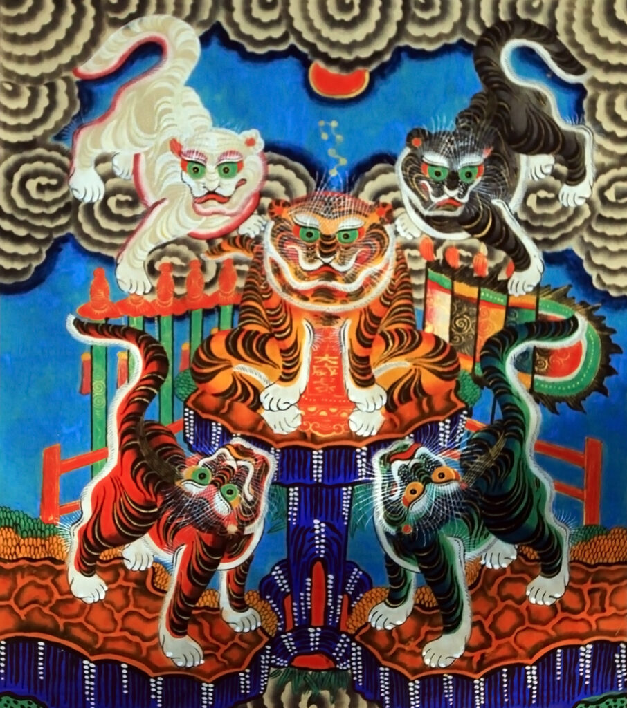 hang trong painting five tigers